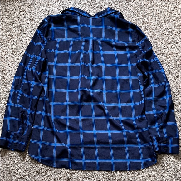 BUNDLE - Ann Taylor Navy Plaid (L) and Abstract Leaf Print (XL) Career Blouses - Picture 9 of 13